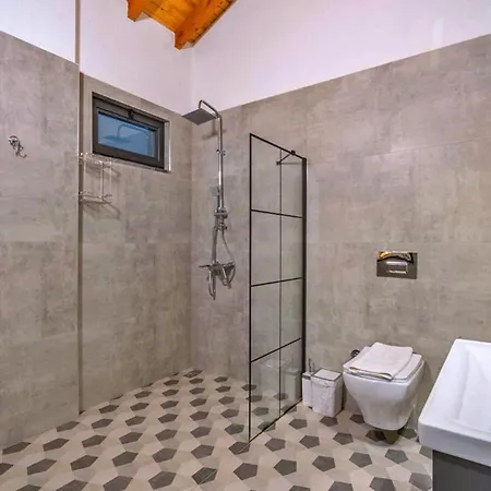 Saribelen Village 2 Bedroom 8869 ヴィラ *